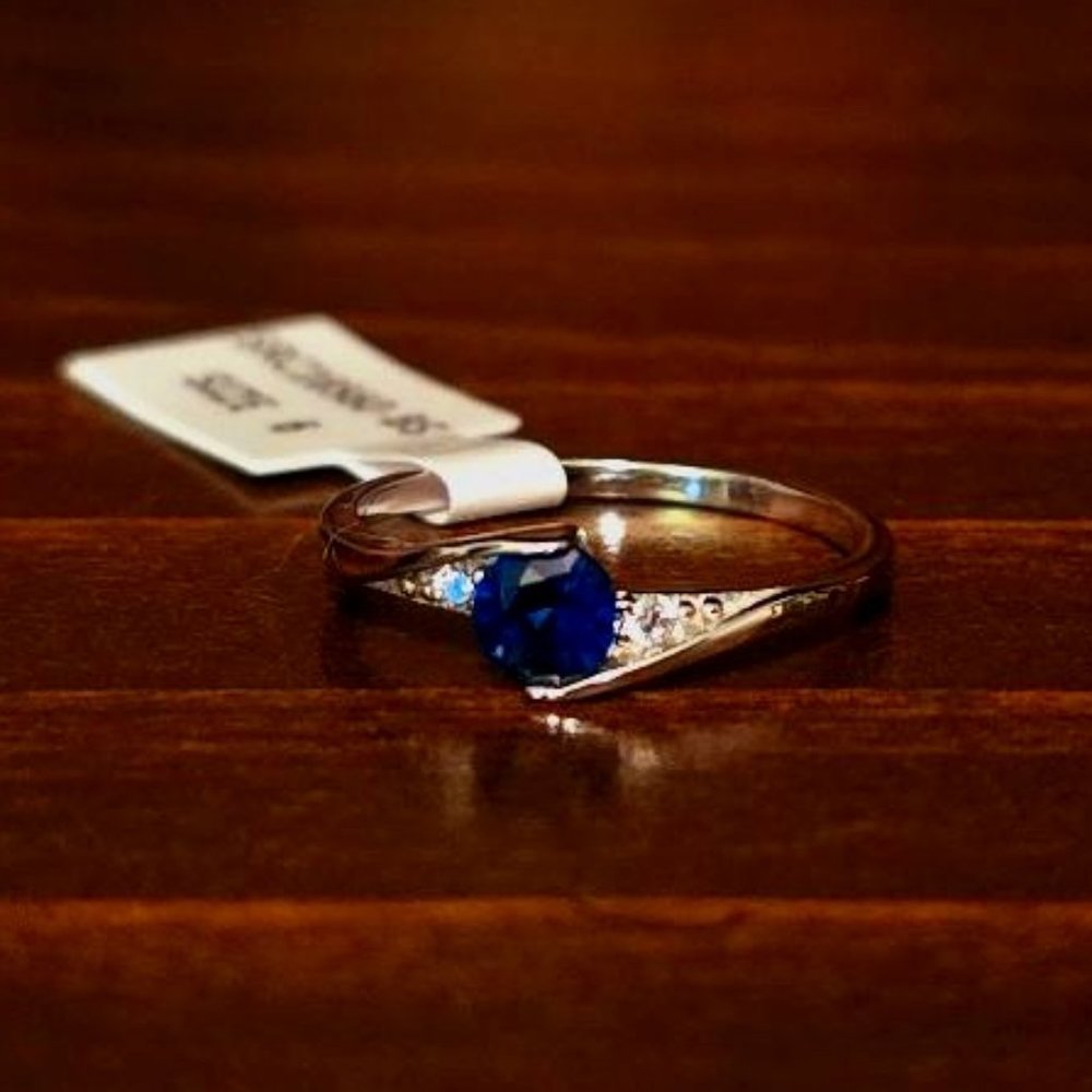 Fragrant Jewels Blue Sapphire Ring